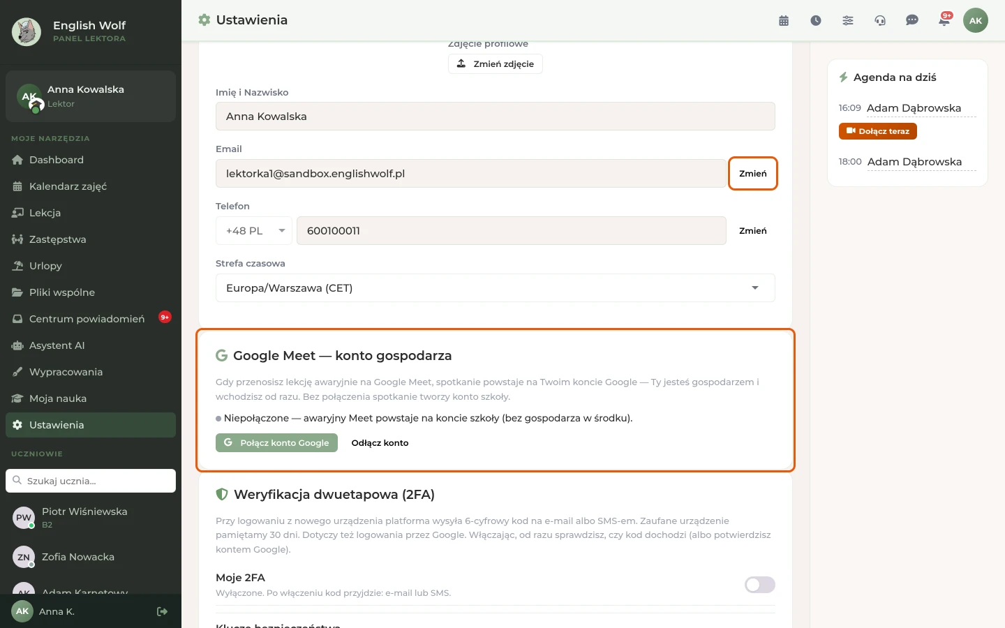 Ustawienia lektorki: przycisk „Zmień” przy adresie e-mail i karta „Google Meet — konto gospodarza”